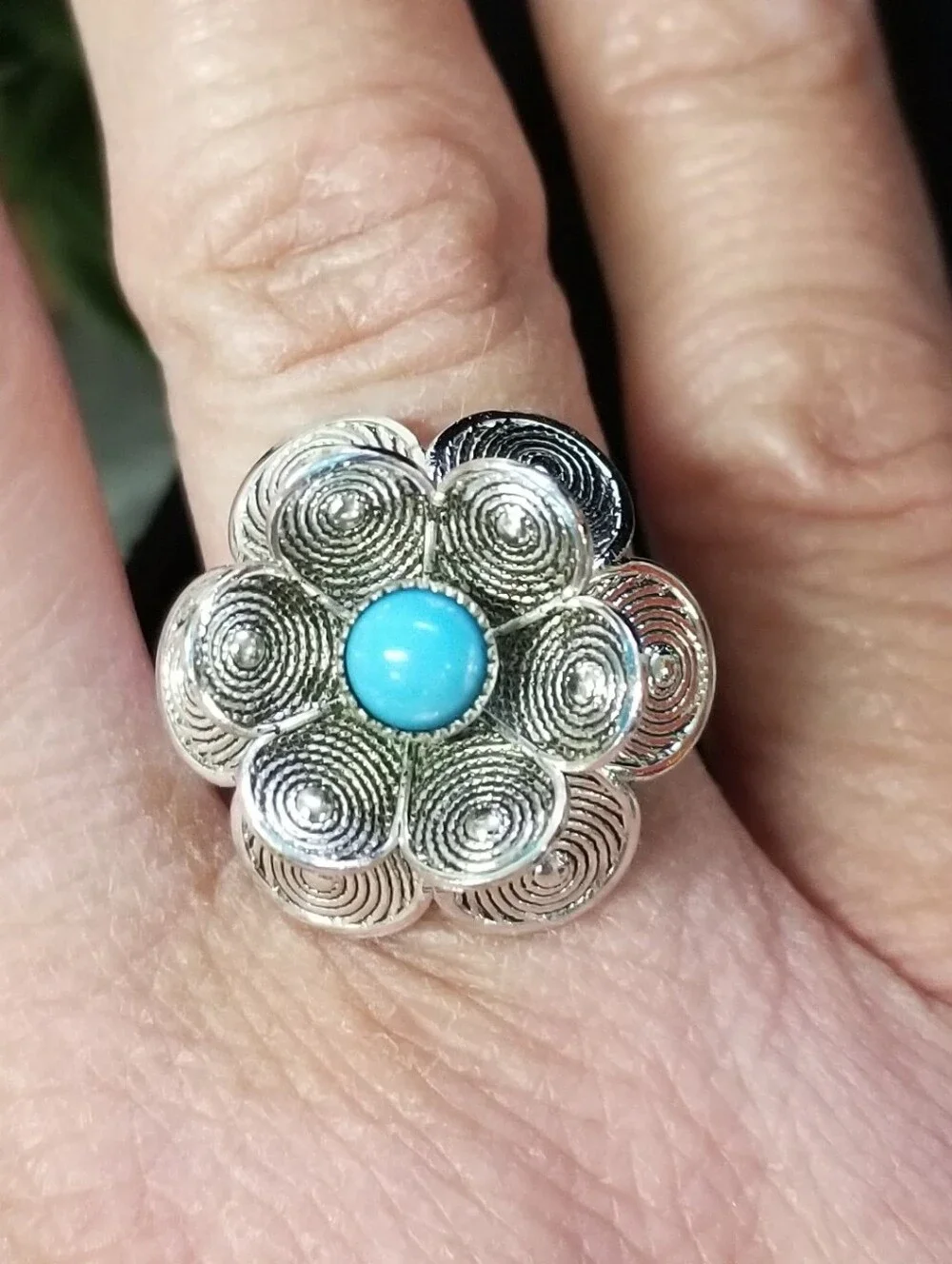Vintage Sarah Coventry Silver Flower Ring